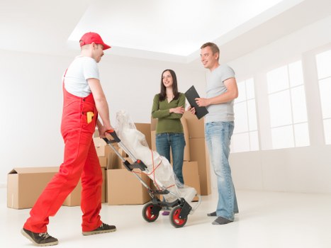 Furniture protection and loading during a London house removal
